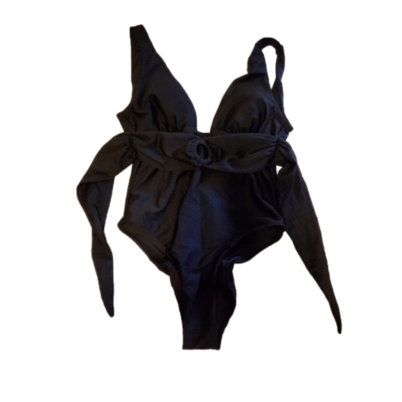 Chelsea28 Black Halter One-Piece Swimsuit Size S – Chic Bathing Suit NWOT - Picture 4 of 15